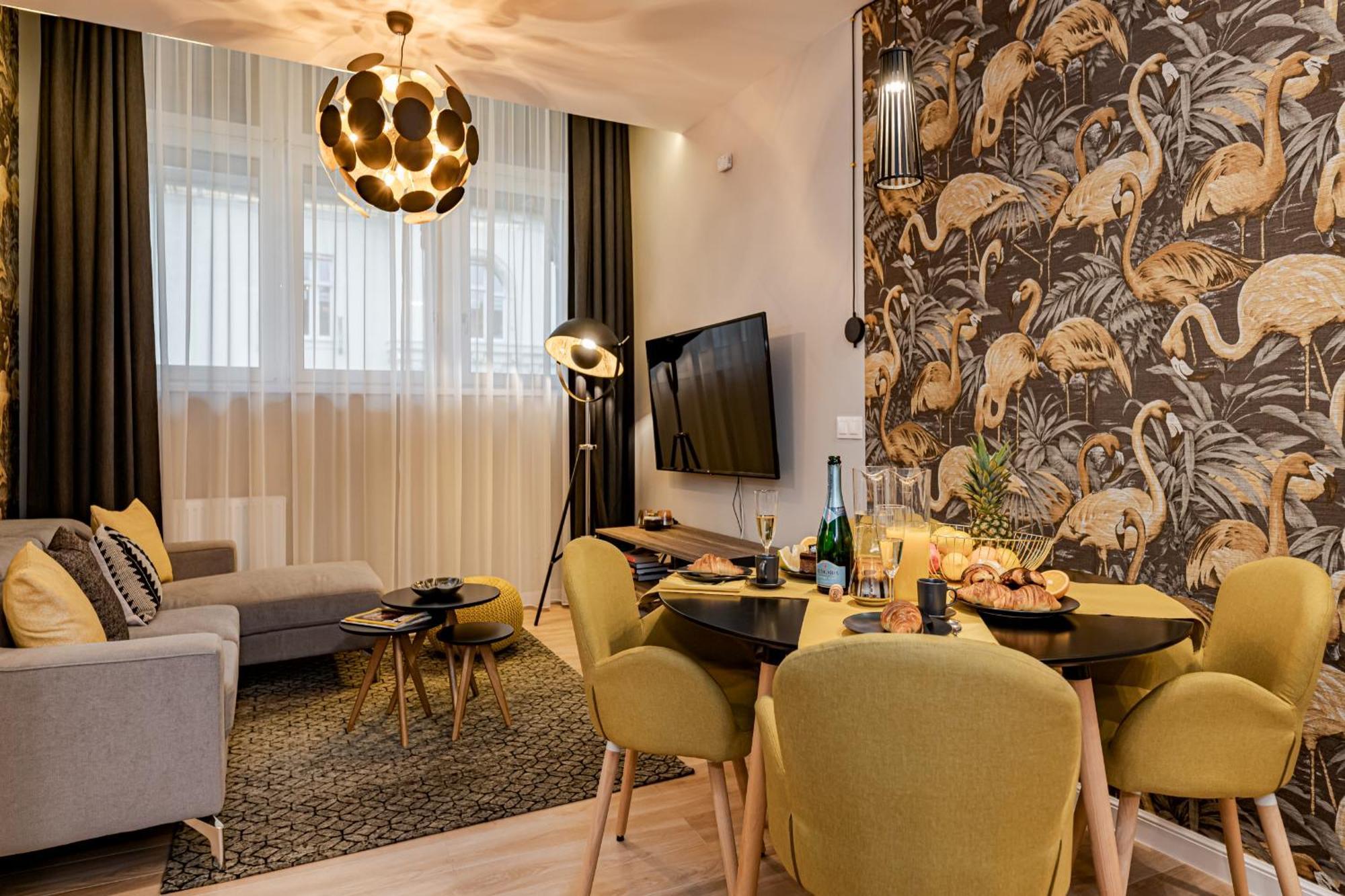 Luxury Tropical Apartment At Budapest Exterior photo